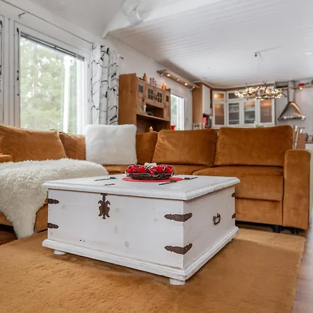 Coloria - Kotisi Rovaniemellae, Luonnollisesti Вилла *